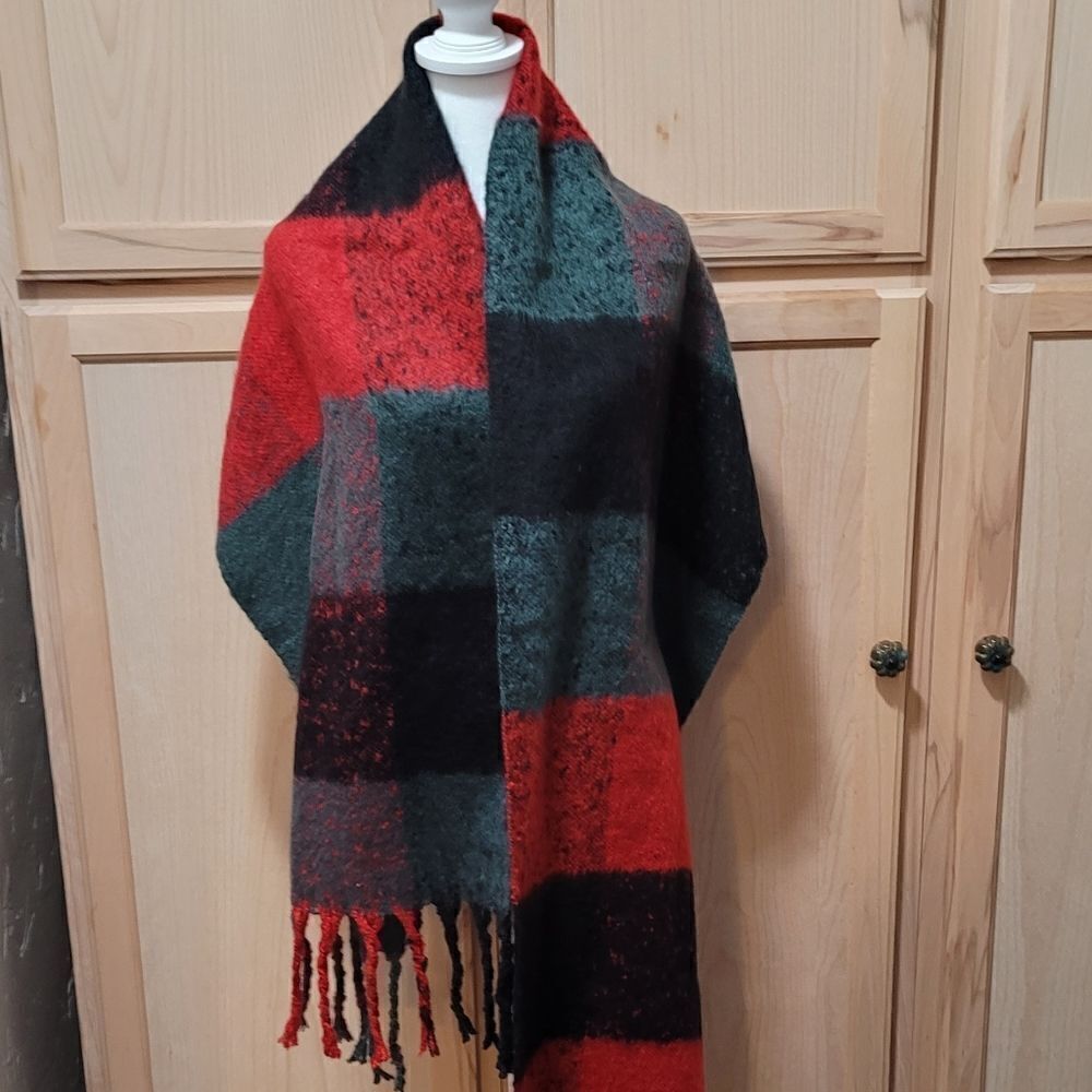 Lucky Brand Plaid Blanket Scarf